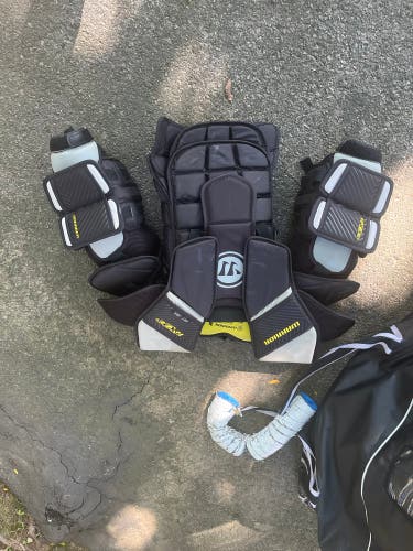 Large Warrior RX3E+ Goalie Chest Protector (Used)