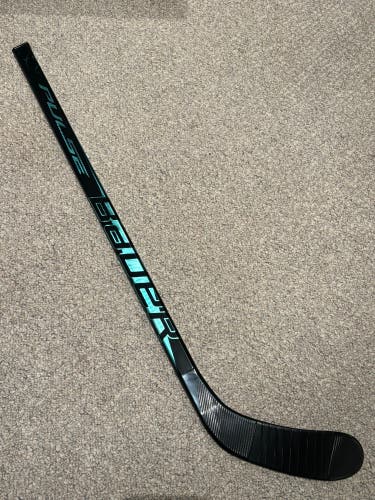 Youth Bauer Mystery Mini Right Handed Hockey Stick (New)