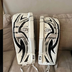 30" Brian's Zero G Goalie Leg Pads (Used)