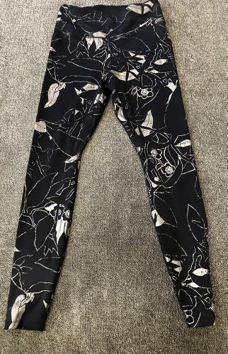 Nike Dri-fit Black floral leggings