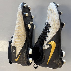 Used Nike Soccer Cleats White Senior 8 11860-S000299469