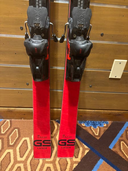2025 Stockli Laser GS skis with Integrated Salomon Bindings 182cm