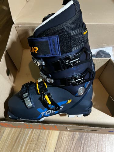 Mondo 24 & 24.5 Women's Lange Alpine Touring XT Ski Boots Medium Flex (New)