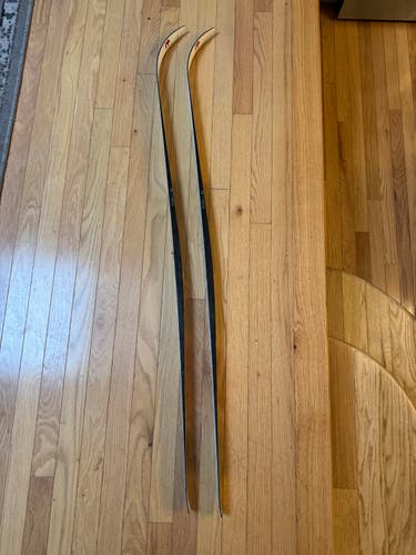 TRAK sportive t-1000 135cm Classic Cross Country Skis Without Bindings (Used)
