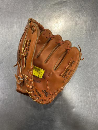 Used MacGregor MG25 BB/SB Glove RH Throw Brown 11 1/4" 11614-S000223521