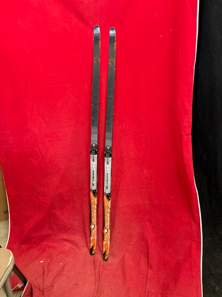 Mountaineering Fischer Cross Country Skis (Used)