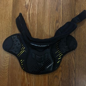 Intermediate Bauer Supreme neck guard (Used)