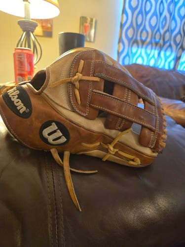 Wilson RH A2K Baseball Glove 12" (Used)