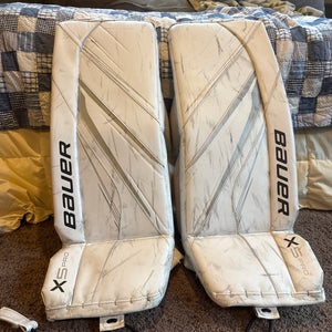 30" Bauer Vapor X5 Pro Goalie Leg Pads (Used)