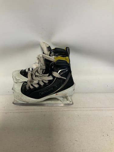 Used Bauer SUPREME ONE 100 Intermediate Goalie Skate Intermediate 3.5 11823-S000035083