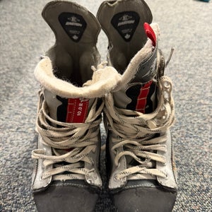 Easton Stealth S12 Hockey Skates 10 (Used)
