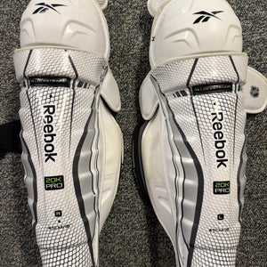 Senior Reebok 20k 18” Shin Pads Pro Stock NHL