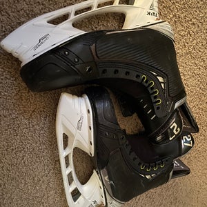 THEODORE Used Senior Bauer Vapor Hyperlite Hockey Skates Regular Width Pro Stock 11 Theodore