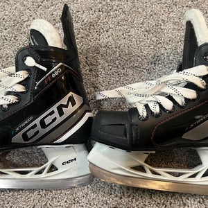CCM Jetspeed FT680 Hockey Skates 12.5 (Used)