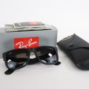 Ray-Ban Justin Sunglasses RB4165 Matte Black, Rubberized, Polarized Lenses