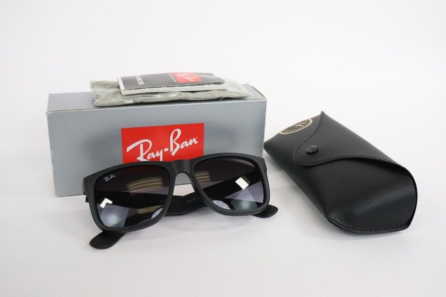 Ray-Ban Justin Sunglasses RB4165 Matte Black, Rubberized, Polarized Lenses
