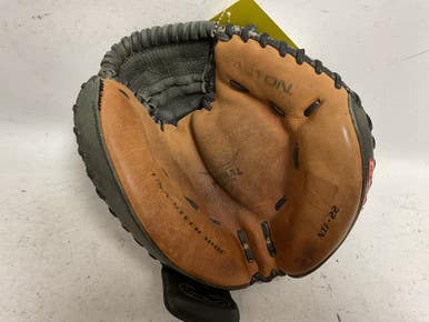 Used Easton Natural Ideal Fit NIF-22 Baseball Catchers RH Throw Brown 32" 11855-S000192807