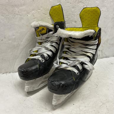 Used Bauer SUPREME S27 Intermediate Hockey Skate Intermediate 4.5 11855-S000192675