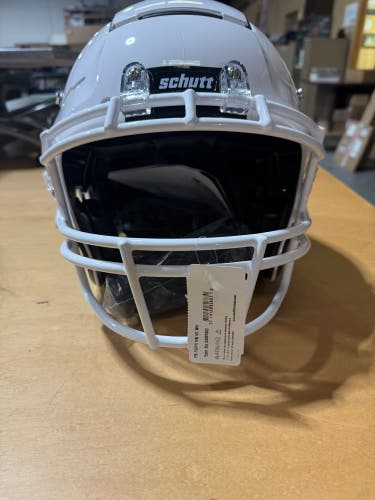 Large Adult Schutt F7 Helmet (New)