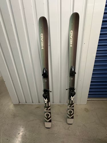 Women's 2023 All Mountain 160 cm HEAD Kore Skis With Bindings (Used)