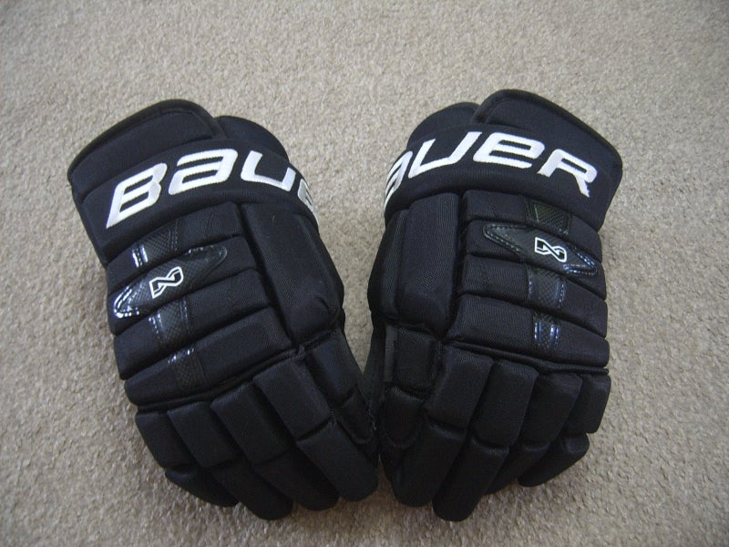 Excellent Condition Bauer Nexus Classic Senior Hockey Gloves 15" Black/White