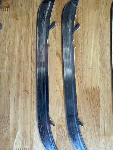 Bauer LS Pulse Steel Blades 246 mm (Used)