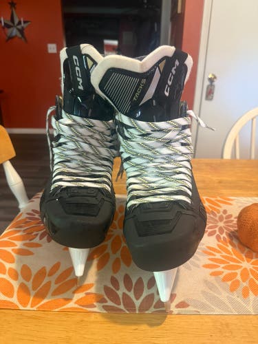 CCM AS-V Hockey Skates 11 (Used)