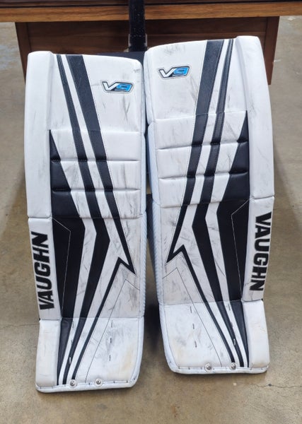2020 33"+2 Vaughn Velocity V9 Pro Goalie Leg Pads (Used)