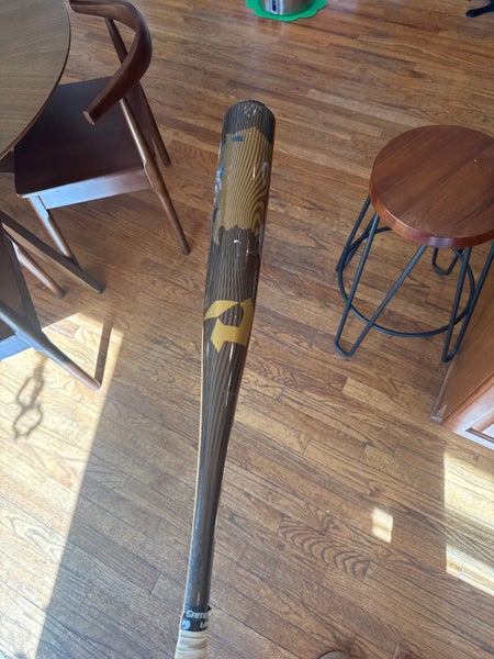 2024 DeMarini Voodoo One Alloy BBCOR Certified Bat (-3) 30 oz 33" (Used)