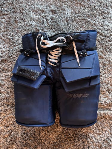 Vaughn SLR4 Pro Carbon Goalie Pants