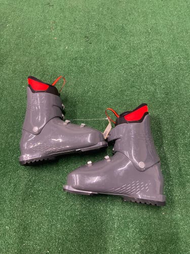 Mondo 26 & 26.5 Rossignol Hero J4 JR Ski Boots (Used)
