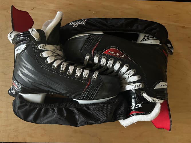 Senior CCM RBZ 60 Hockey Skates 7 (Used) Soakers included!