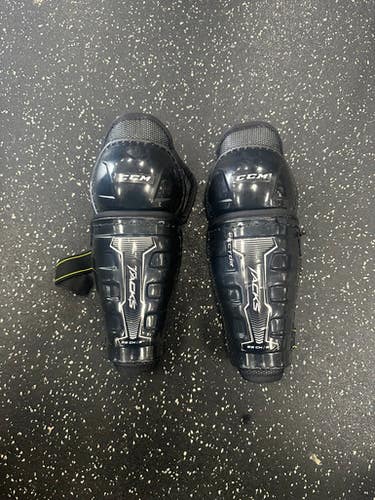 Used CCM TACKS VECTOR Junior Shin Guards Black 9" 11849-S000032772