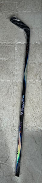 Intermediate Bauer Vapor FlyLite Left Hand Hockey Stick P92 (New).