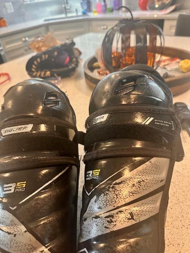Bauer 3S Pro 11" Shin Pads (Used)