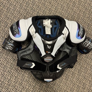 Small Junior Bauer Vapor FlyLite  Shoulder Pads (Used ONCE)