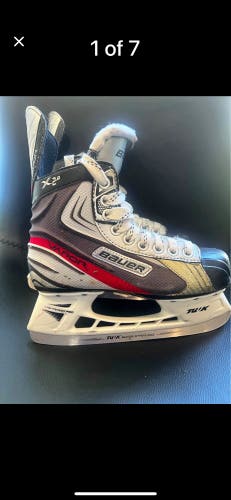 Bauer Vapor 2X Hockey Skates Size 4 (Used)