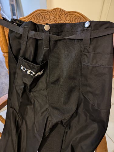 Ref pants- Small Adult Unisex CCM PP8L Pants (New)