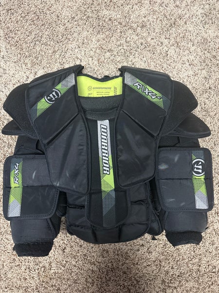 Large Warrior RITUAL X4 E Goalie Chest Protector (Used)