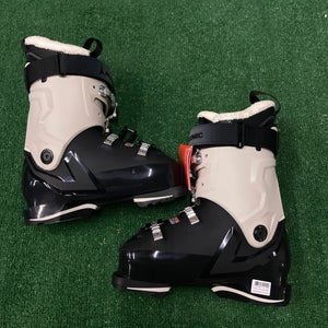 Mondo 25 & 25.5 Atomic Ski Boots Medium Flex (New)