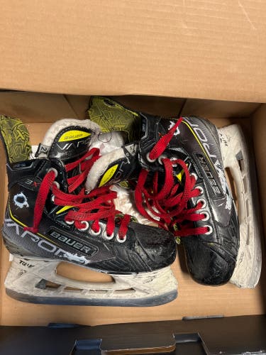 Bauer Vapor 3X Hockey Skates | Junior size 2.5