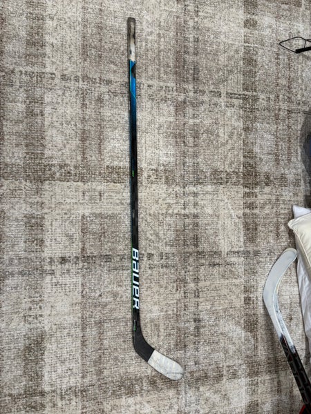 Senior Bauer Nexus Geo Left Hand Hockey Stick P28 Pro Stock (Used)