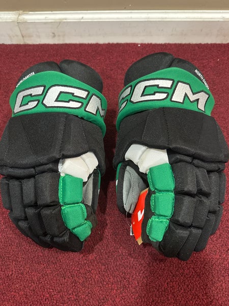 CCM Tacks XF Pro Gloves 14" Pro Stock (New)Item#NDXF