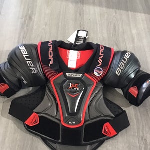Medium Senior Bauer Vapor 1X Lite Shoulder Pads (New)