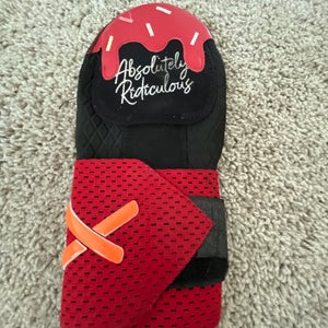 Black Senior Sliding Mitt (Used)