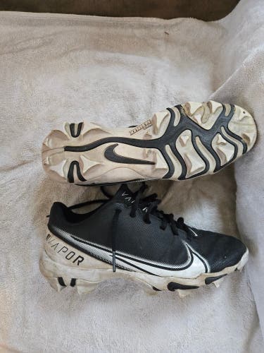 Black Kid's 6Y (Big Kids / Youth) Nike Low Top (Used)