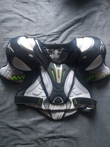 XL Senior Reebok 11K Shoulder Pads (Used)