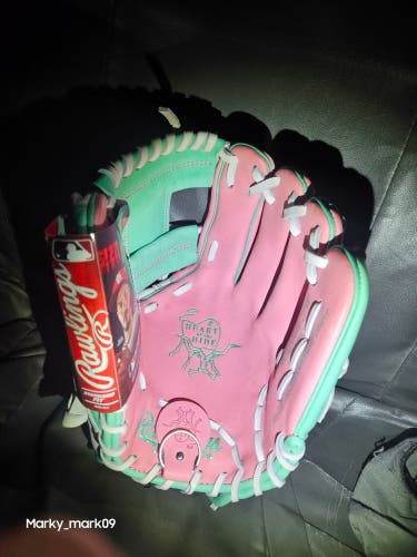 2025 Infield RH Rawlings Heart of the Hide Baseball Glove 11.5" (New)