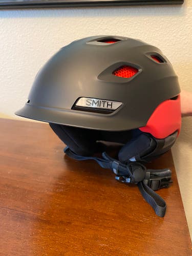 Men's Medium Smith Vantage Helmet (Used)