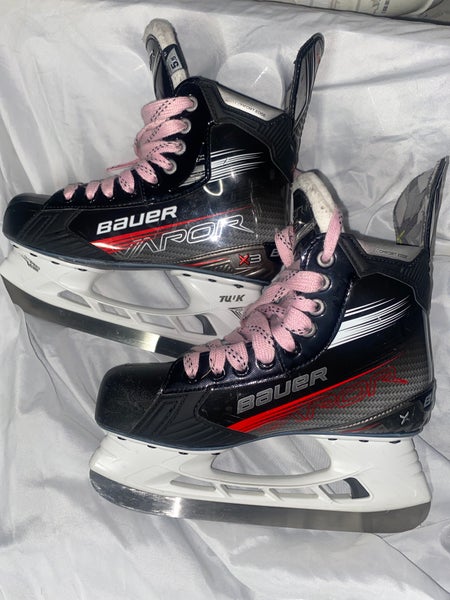 Bauer Vapor 3X Hockey Skates Regular Width 5.5 (Used)
